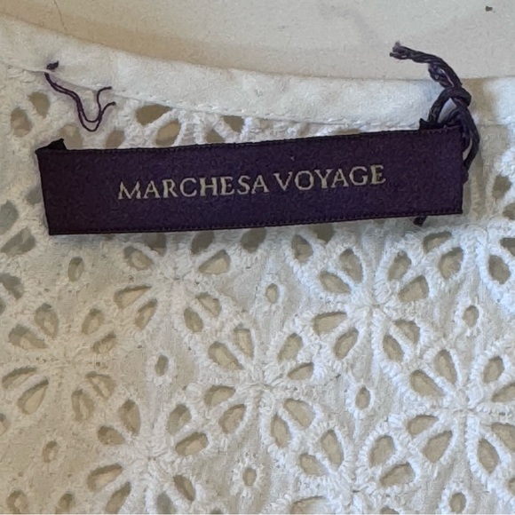 Marchesa Voyage white lace jacket nipped waist handkerchief hem snaps SAMPLE 4 - Picture 7 of 9